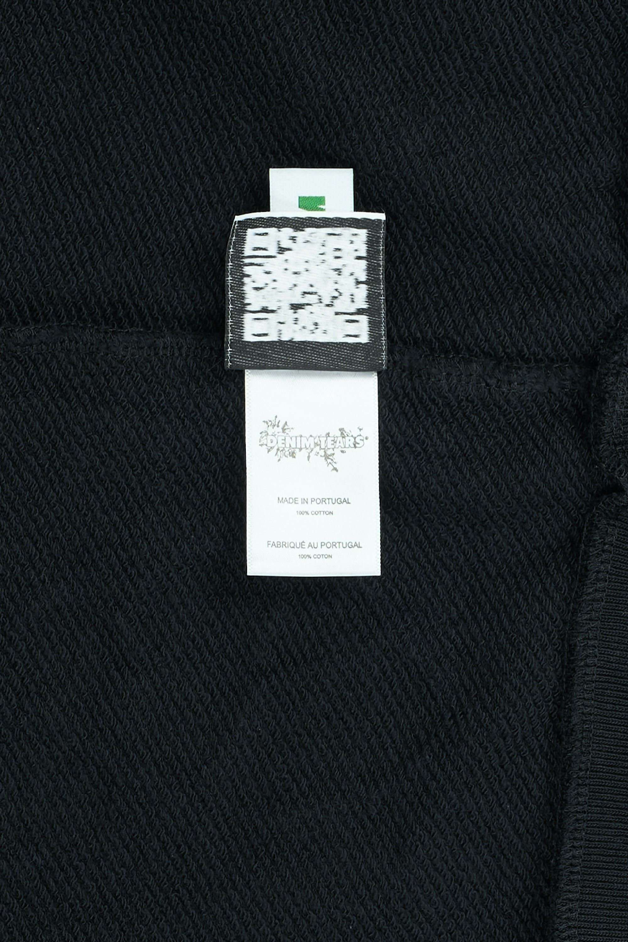 Mono Wreath Hoodie Black
