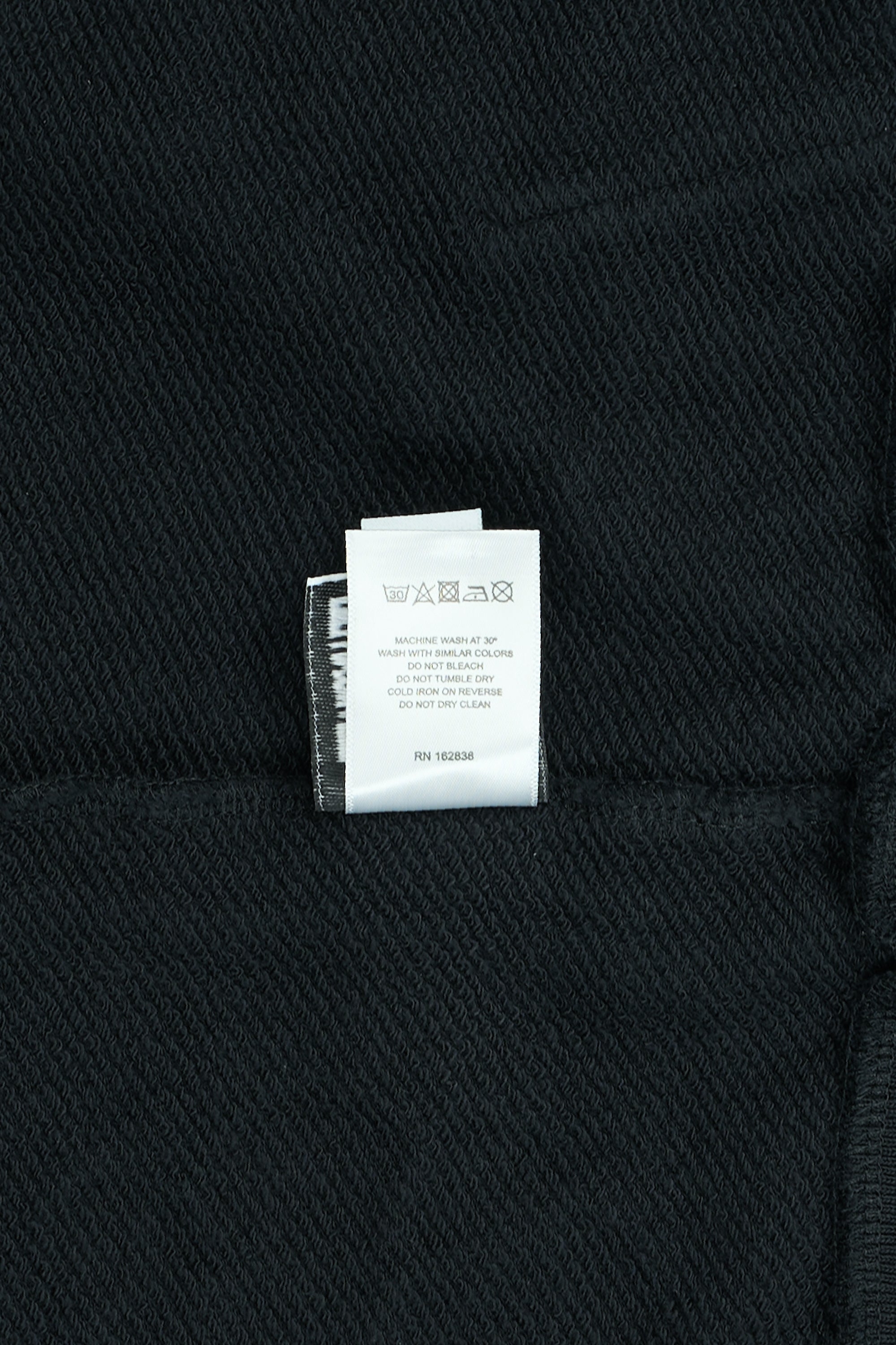 Mono Wreath Hoodie Black