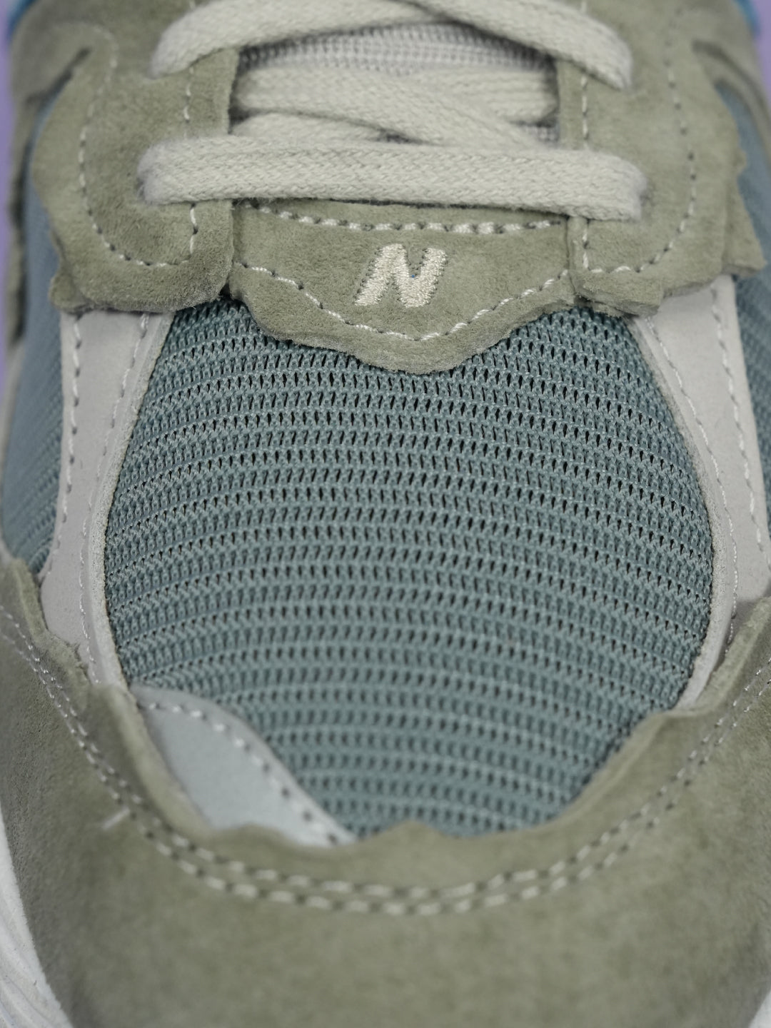 New Balance	2002R Protection Pack Mirage Grey