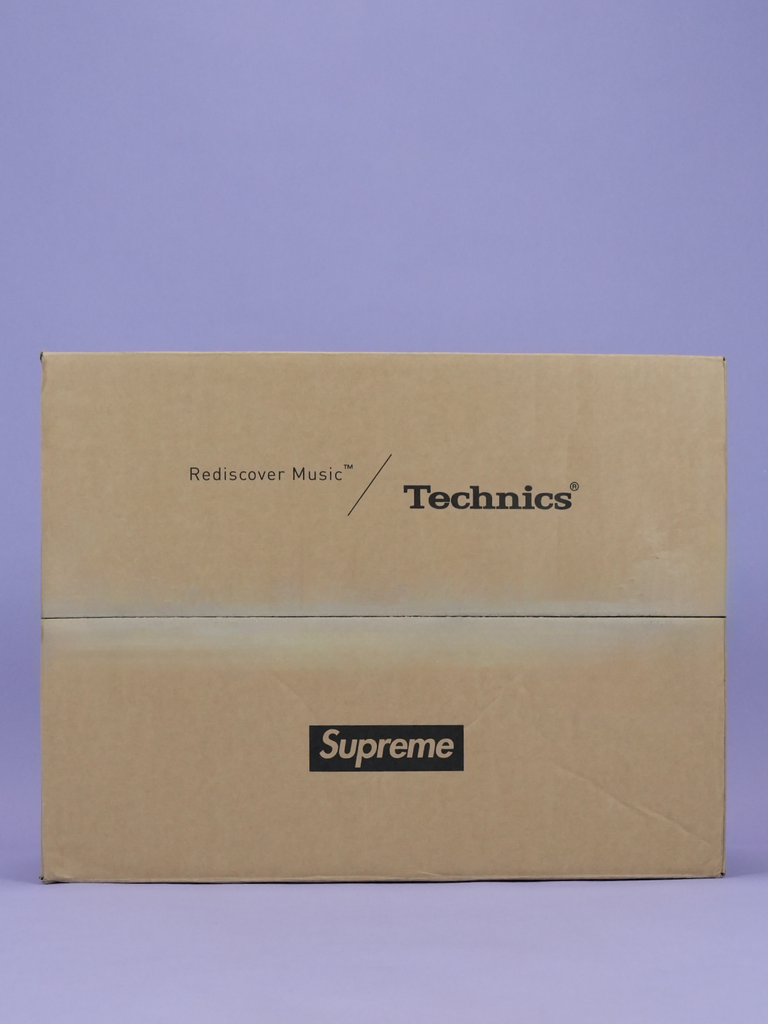 Supreme / Technics SL-1200MK7 Turntable