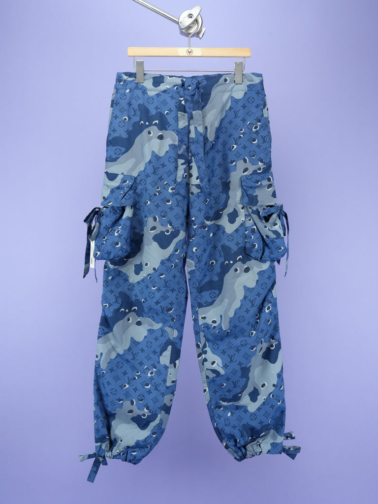 Louis Vuitton	Monogram Camo Cargo Pants Blue