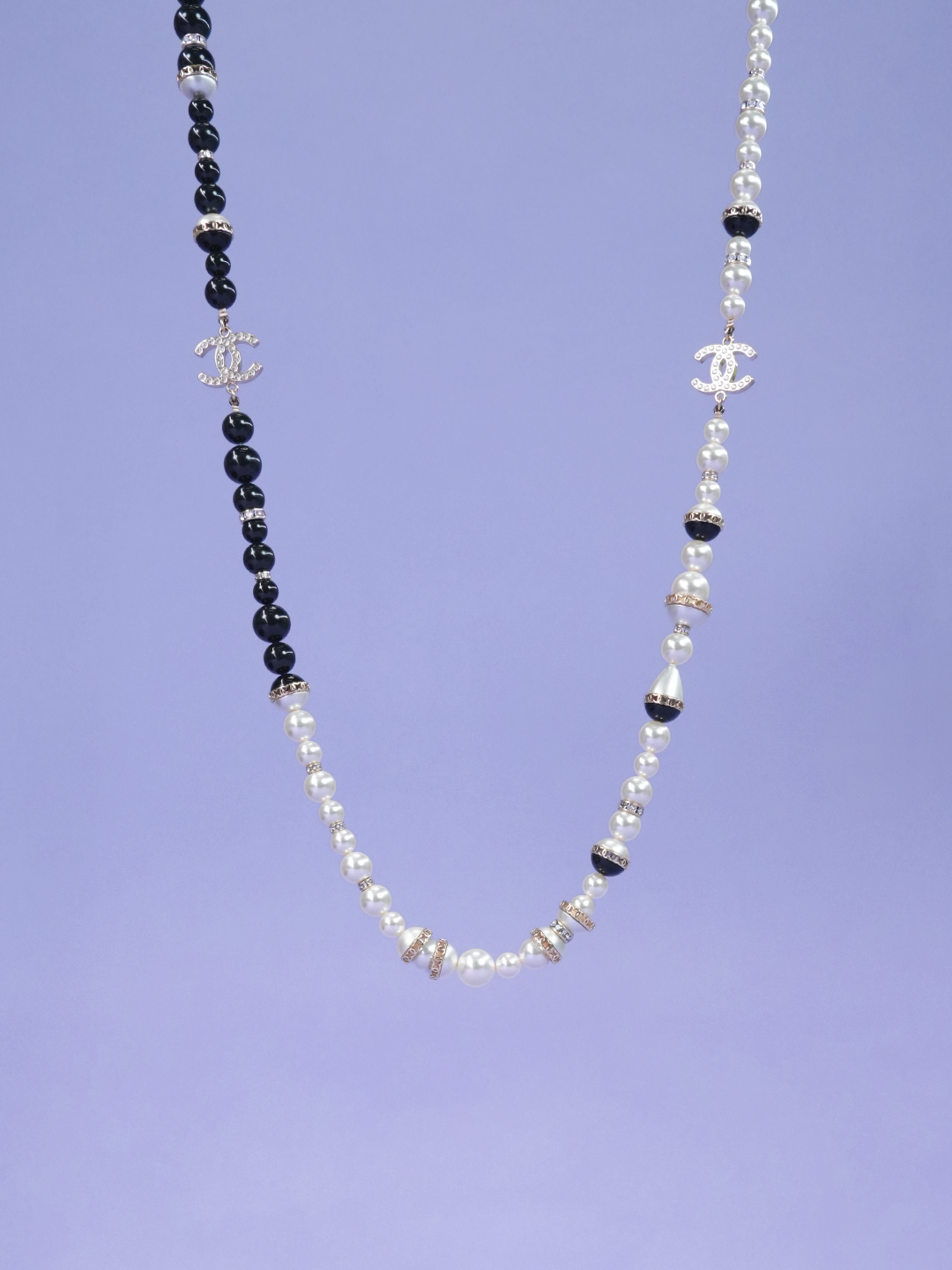 Chanel Pearl Chain Dual Color Necklace Black/White