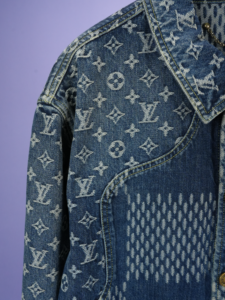 Louis Vuitton	/ Nigo Giant Damier Waves MNGM Denim Jacket Indigo