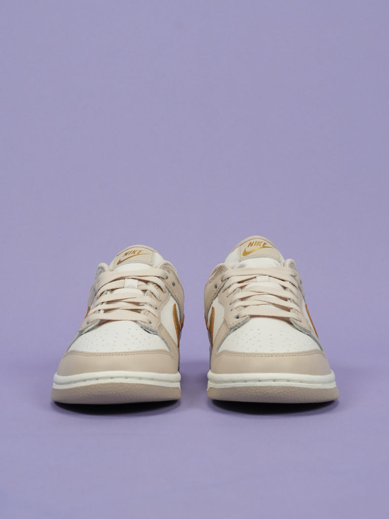 Nike Dunk Low Phantom Metallic Gold